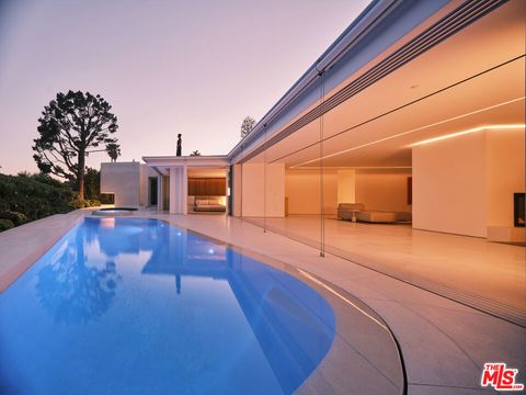 510 Arkell Drive Beverly Hills CA 90210