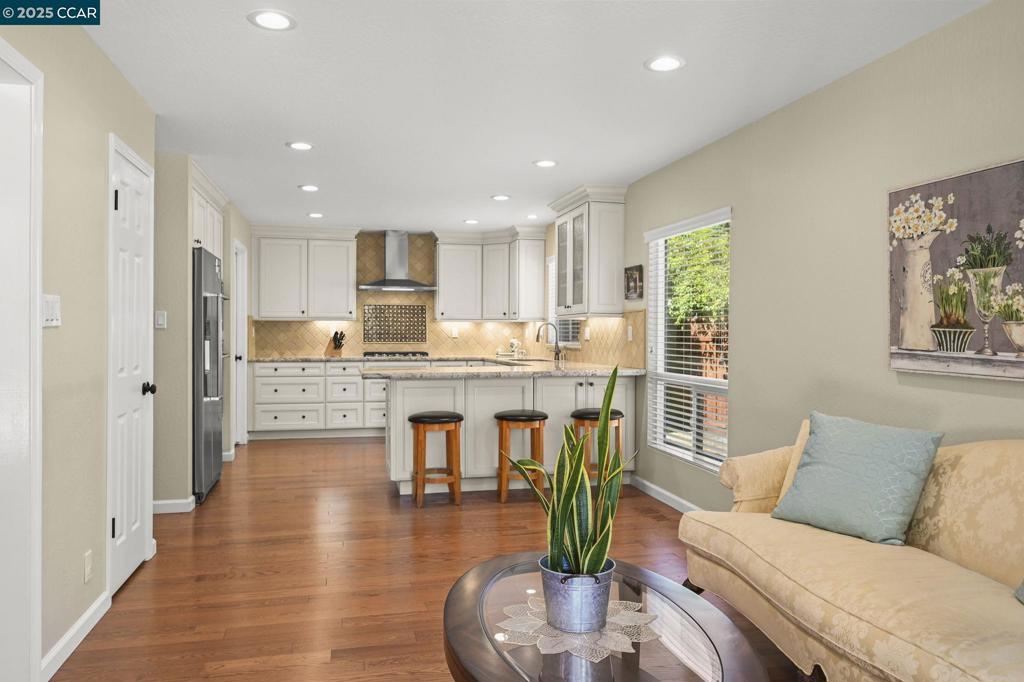 BROOKSIDE - Residential