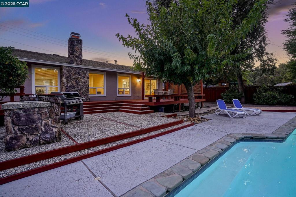 BROOKSIDE - Residential
