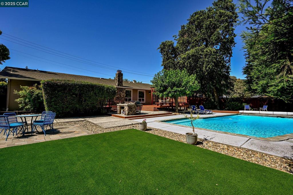 BROOKSIDE - Residential