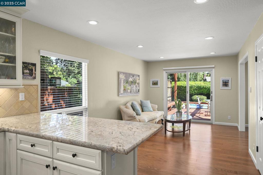 BROOKSIDE - Residential