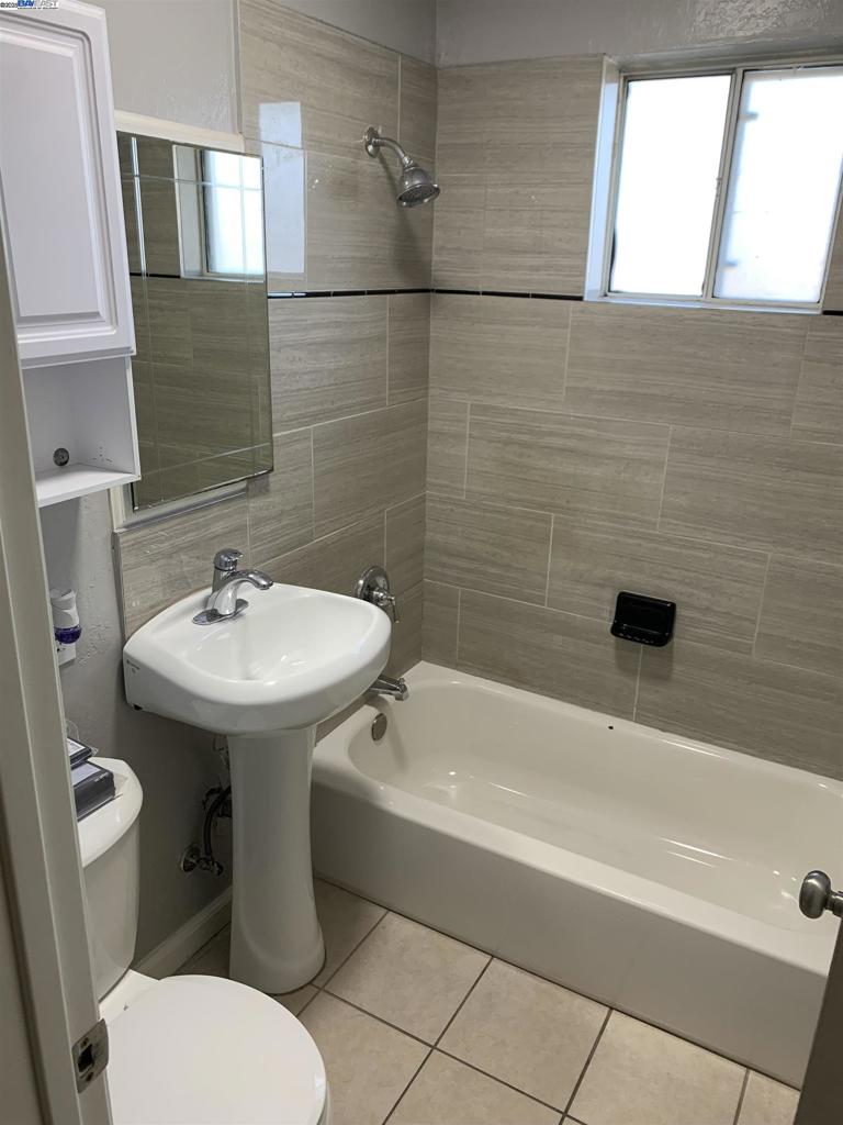 HARDER - Residential Lease