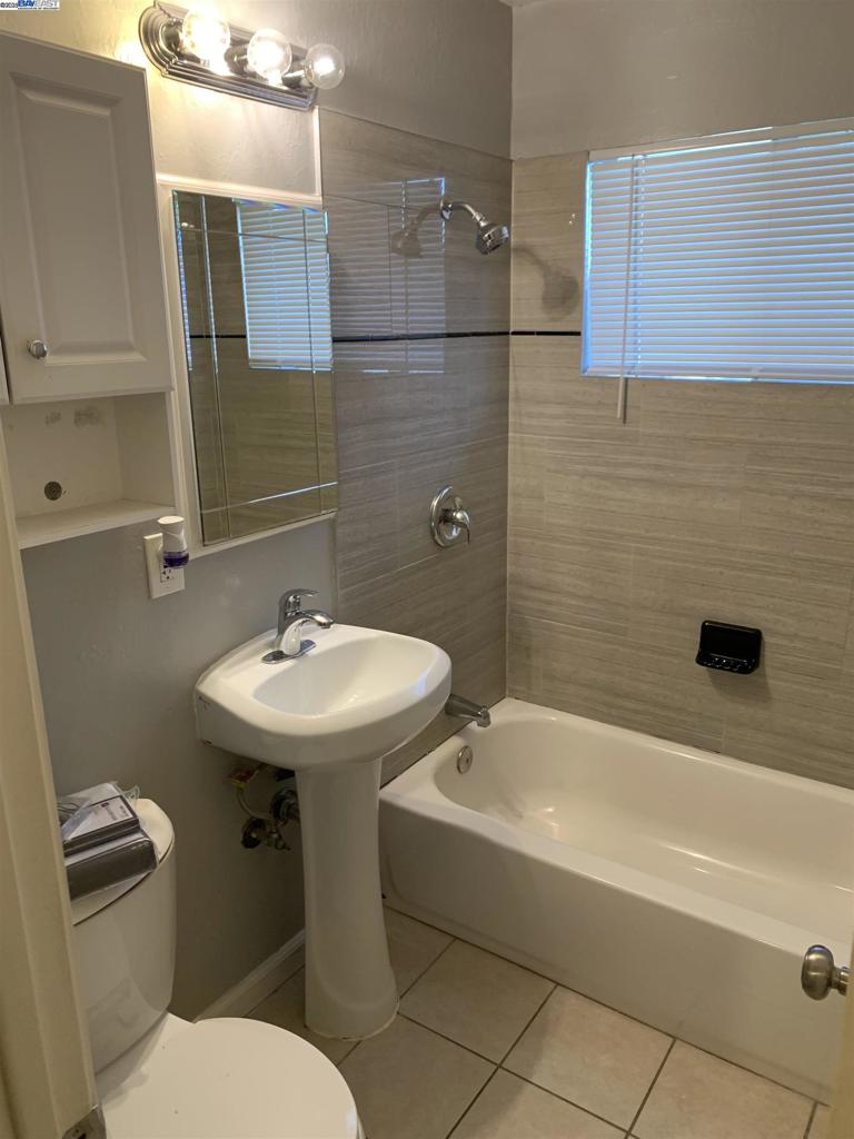 HARDER - Residential Lease