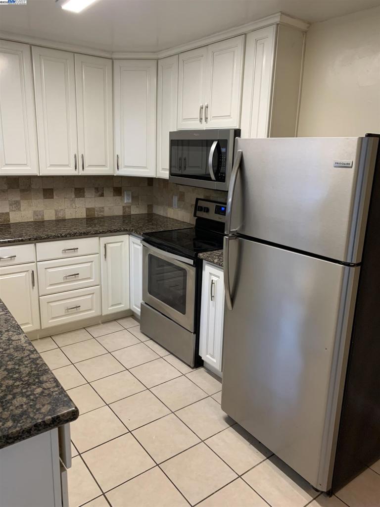 HARDER - Residential Lease