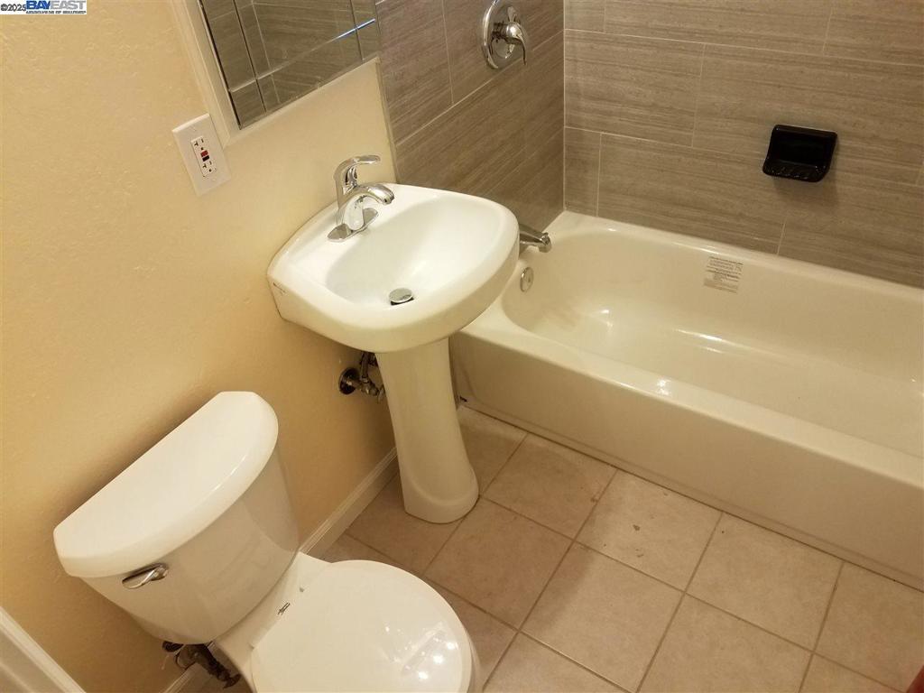 HARDER - Residential Lease