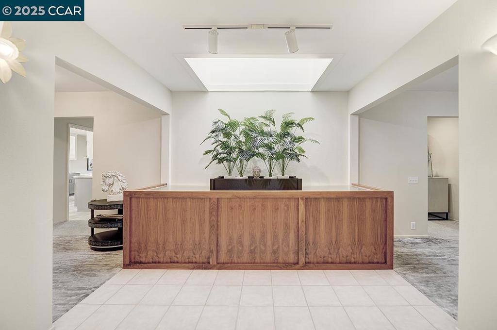 ROSSMOOR - Residential