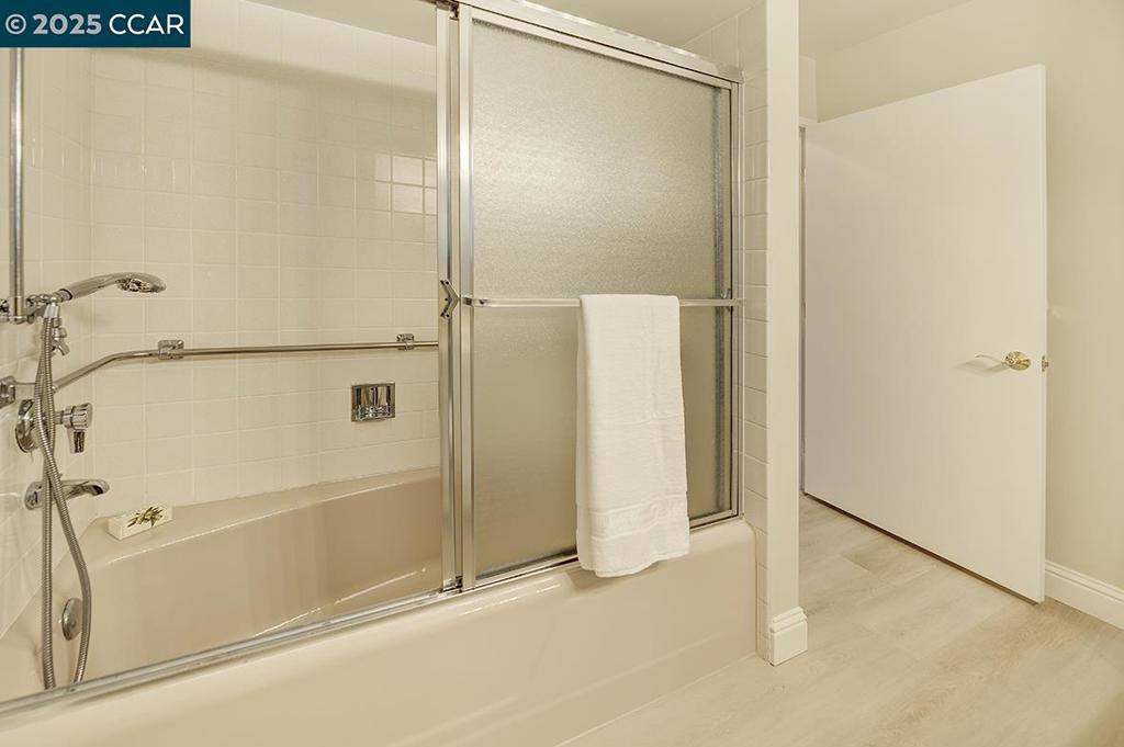 ROSSMOOR - Residential