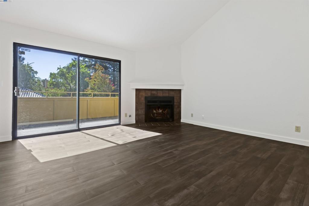 MUIRWOOD - Residential