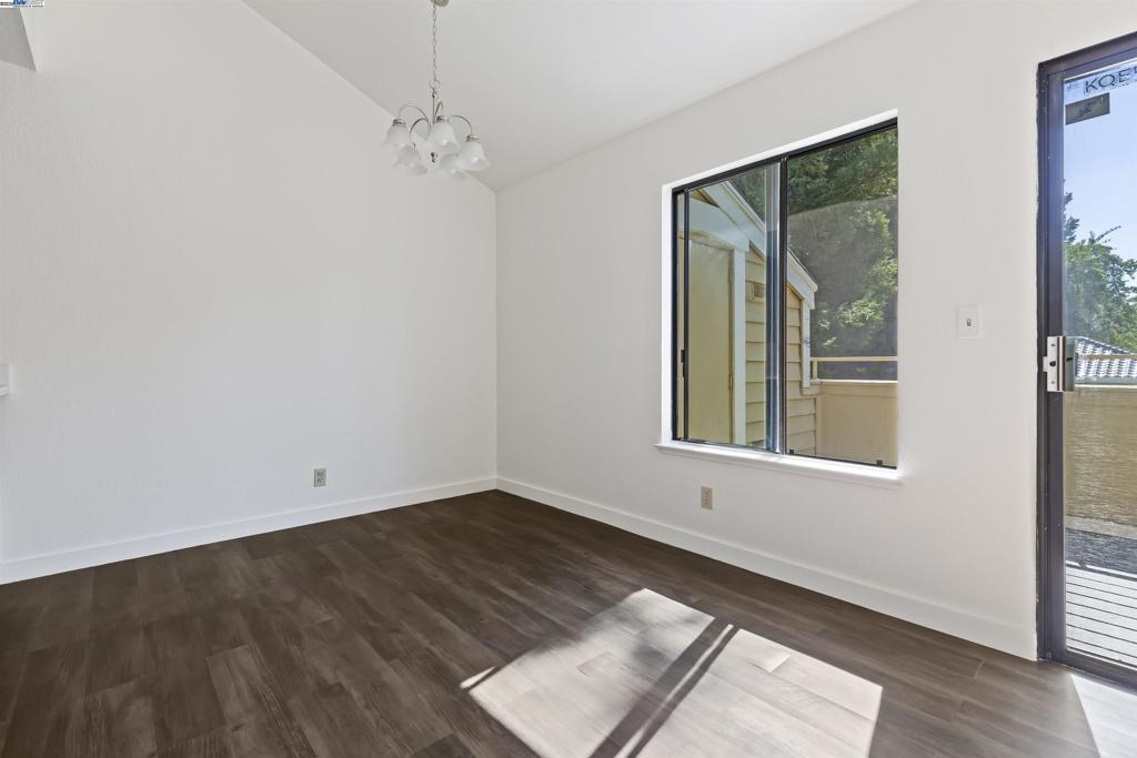 MUIRWOOD - Residential