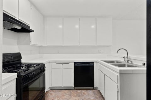 Tiny photo for 6647 Shakespeare Way, Ventura, CA 93003 (MLS # 226001928)