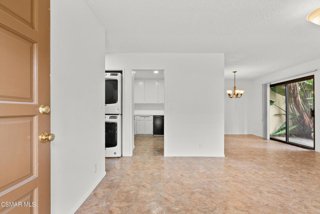 6647 Shakespeare Way