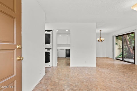 Tiny photo for 6647 Shakespeare Way, Ventura, CA 93003 (MLS # 226001928)