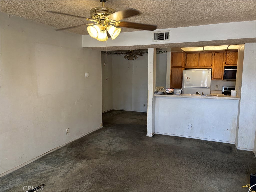 9714 Sepulveda 113