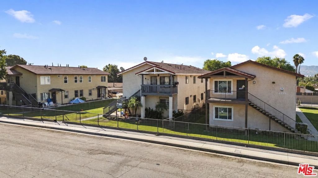 2235 Sunrise Lane