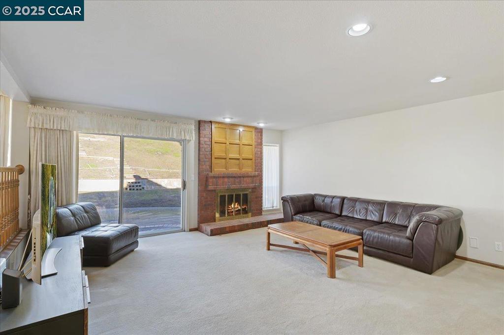 DIABLO HIGHLANDS - Residential