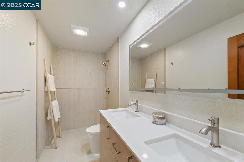 DIABLO HIGHLANDS - Residential