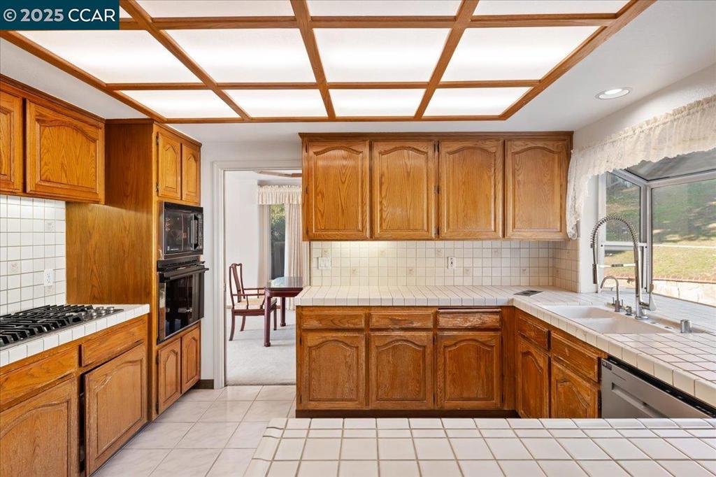 DIABLO HIGHLANDS - Residential