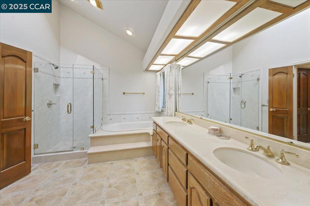 DIABLO HIGHLANDS - Residential