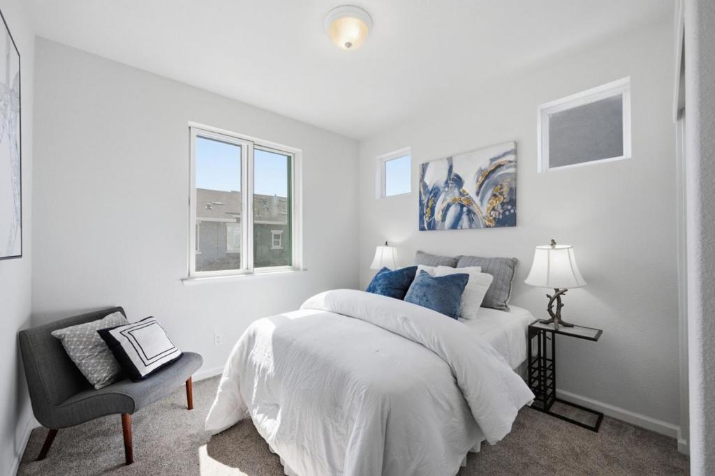 921 Alta Mar Terrace