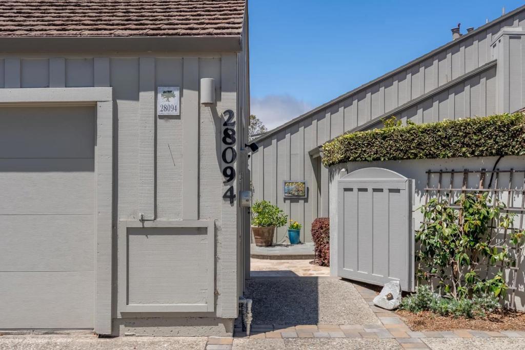 28094 Barn Way