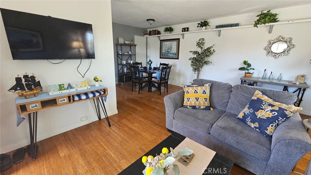 1267 Chalmette