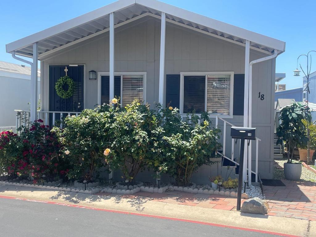 1810 Hillsdale Road 18