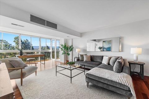 Photo of 101 Alma Street #908, Palo Alto, CA 94301 (MLS # ML82038543)