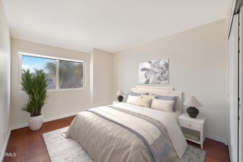 Tiny photo for 2010 Kingsbridge Way, Oxnard, CA 93035 (MLS # V1-34531)