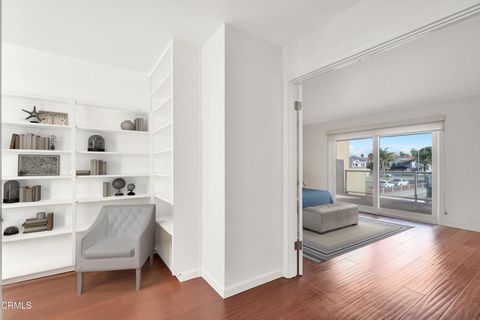 Tiny photo for 2010 Kingsbridge Way, Oxnard, CA 93035 (MLS # V1-34531)