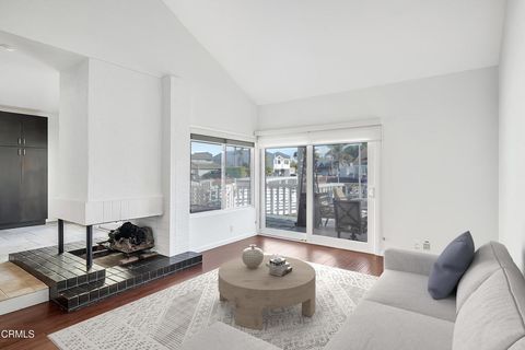 Tiny photo for 2010 Kingsbridge Way, Oxnard, CA 93035 (MLS # V1-34531)