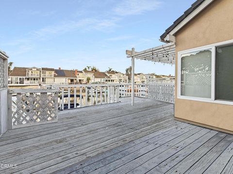 Tiny photo for 2010 Kingsbridge Way, Oxnard, CA 93035 (MLS # V1-34531)