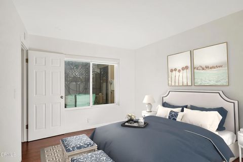 Tiny photo for 2010 Kingsbridge Way, Oxnard, CA 93035 (MLS # V1-34531)