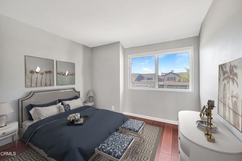 Tiny photo for 2010 Kingsbridge Way, Oxnard, CA 93035 (MLS # V1-34531)