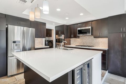 Tiny photo for 2010 Kingsbridge Way, Oxnard, CA 93035 (MLS # V1-34531)