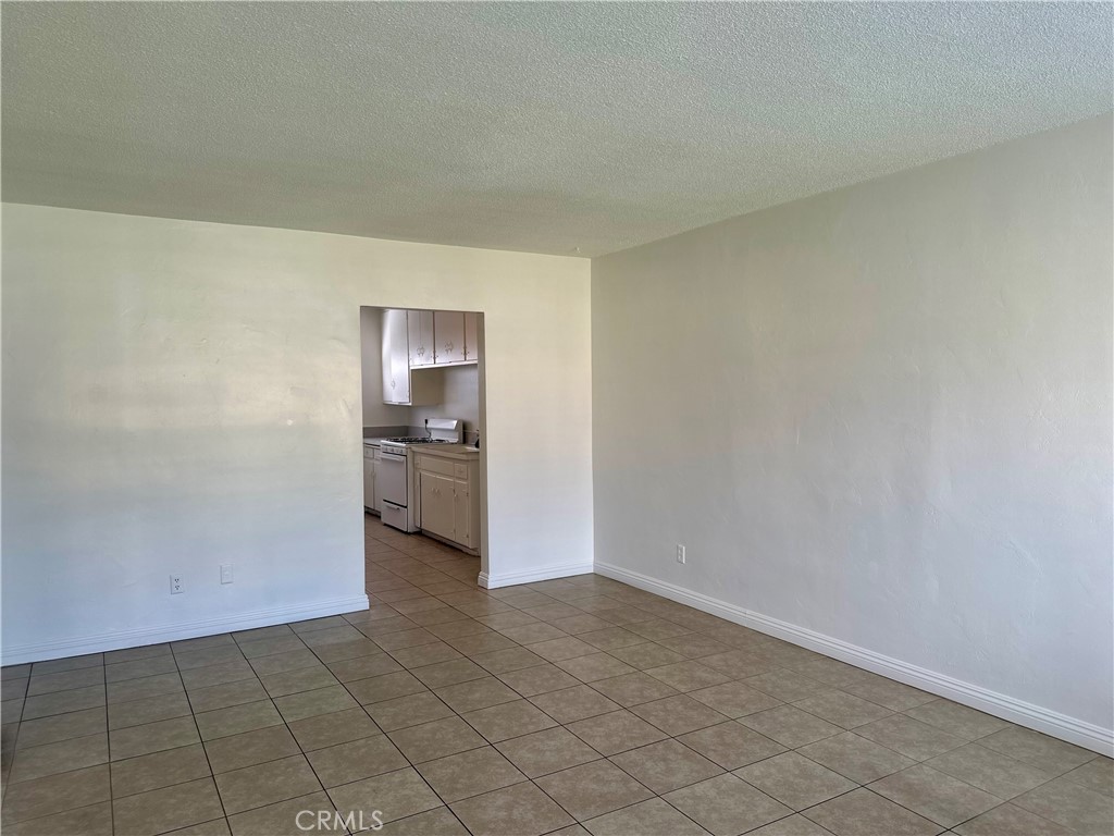 5147 Canoga Street
