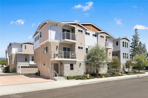 MLS: AR26212828
