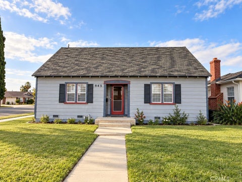 Photo of 945 Walnut ST, San Gabriel, CA 91776 (MLS # CV26223057)
