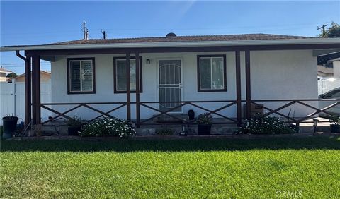 Photo of 11340 Virginia Ave, Lynwood, CA 90262 (MLS # DW25245602) Photo of 11340 Virginia Ave, Lynwood, CA 90262 (MLS # DW25245602)