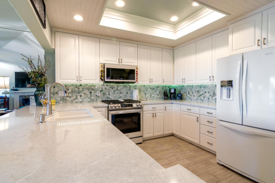 Woodhaven Country Cl - Residential