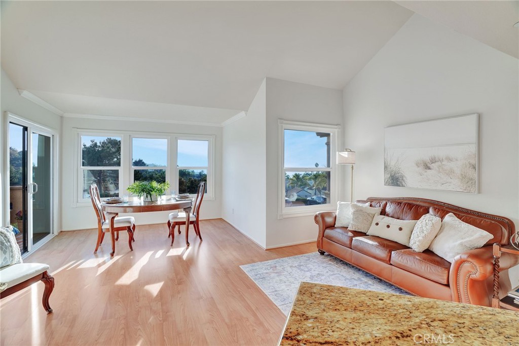 Vista Pacifica (VP) - Residential