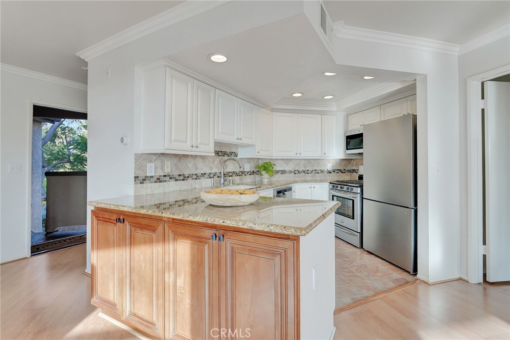 Vista Pacifica (VP) - Residential