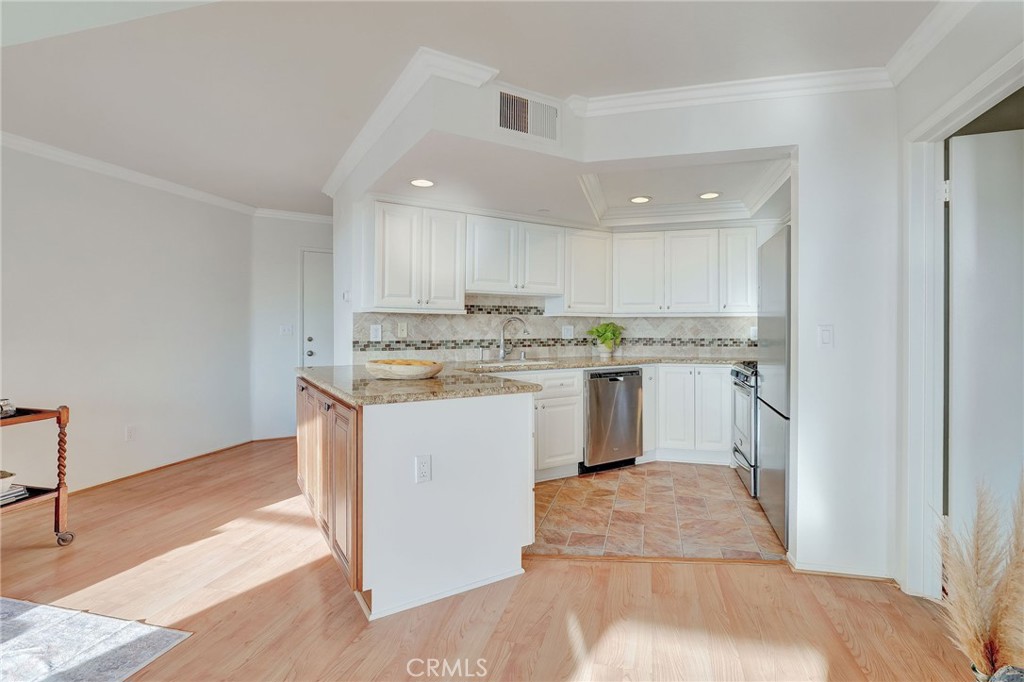 1074 Calle Del Cerro 1806