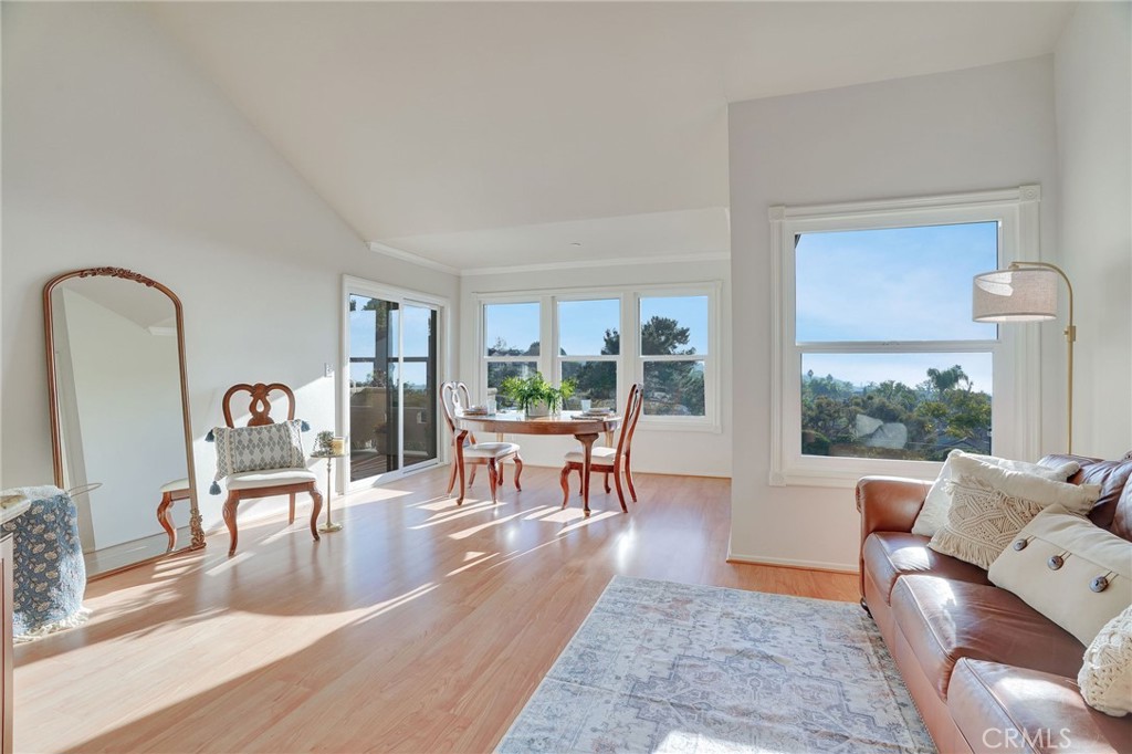 Vista Pacifica (VP) - Residential