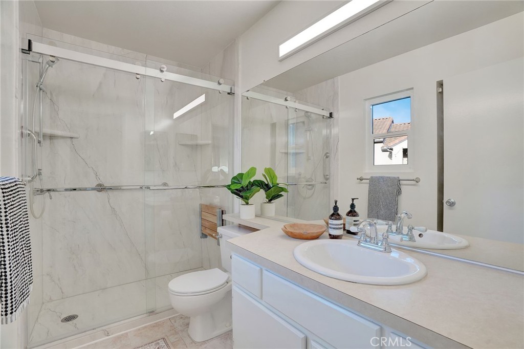 Vista Pacifica (VP) - Residential