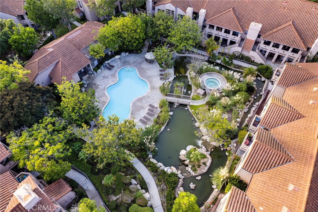 Vista Pacifica (VP) - Residential