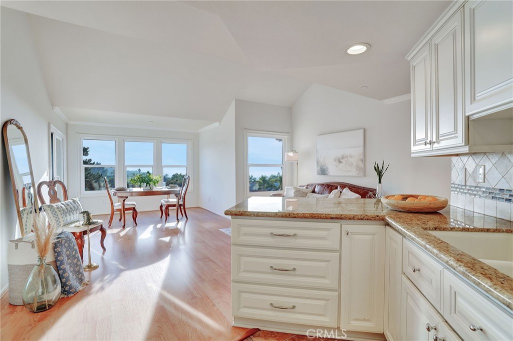 Vista Pacifica (VP) - Residential