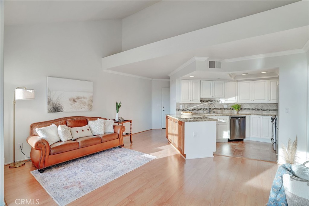 Vista Pacifica (VP) - Residential