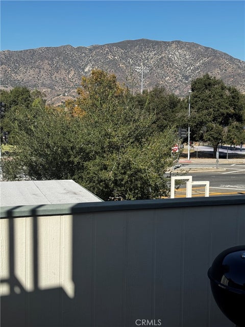 Photo of 10574 Sunland BLVD, Sunland, CA 91040 (MLS # BB26226530)