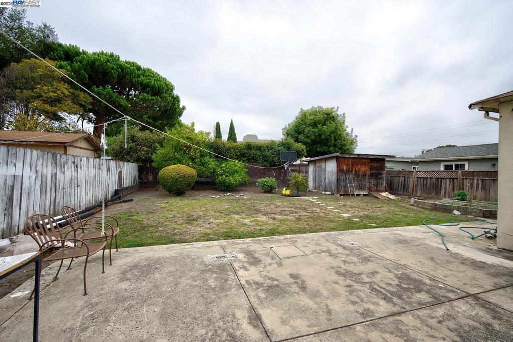 JACKSON TRIANGLE - Residential