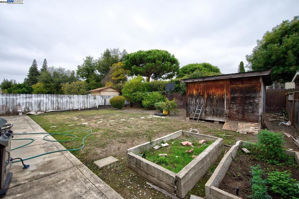 JACKSON TRIANGLE - Residential